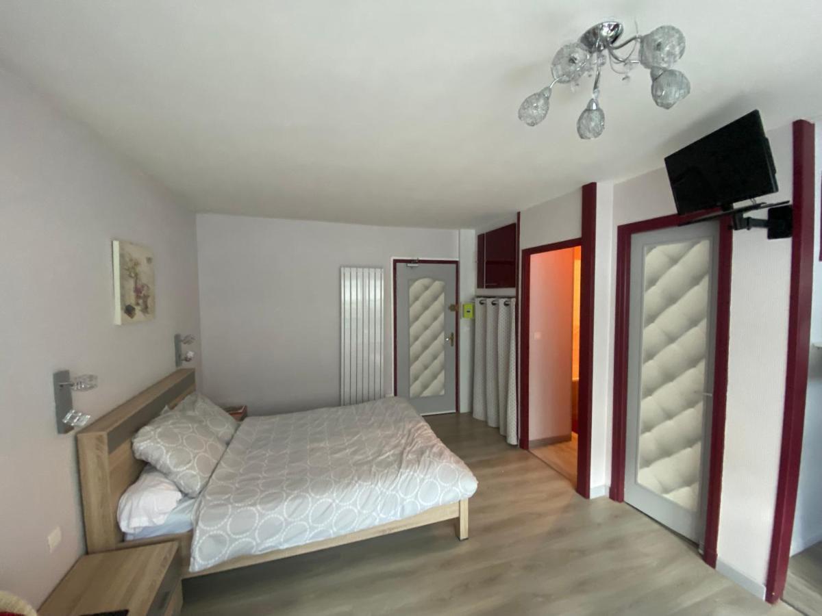 Studio avec parking privé au cœur du Tréport Le Tréport Exterior foto